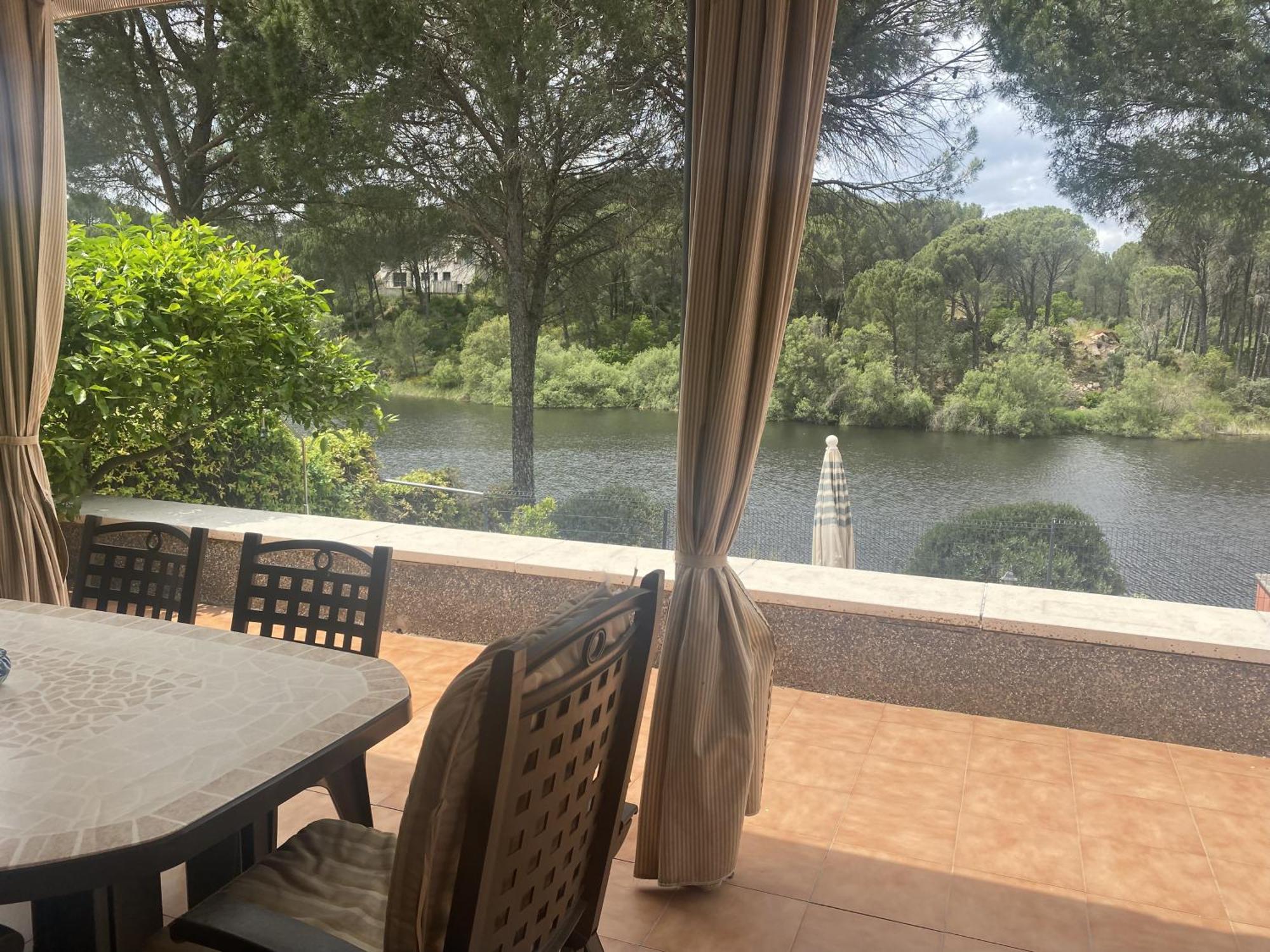 Casa El Capricho Del Lago Alojamiento Rural Cordoba Luaran gambar